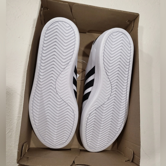 Men's adidas Shoes - Picture 6 of 10